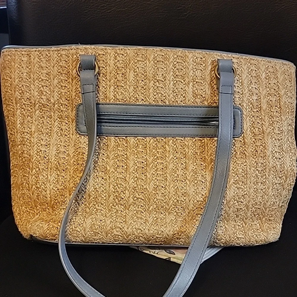 Sakroots zip top tote!  Bird/Meadow pattern.  Super cute. - Picture 5 of 8